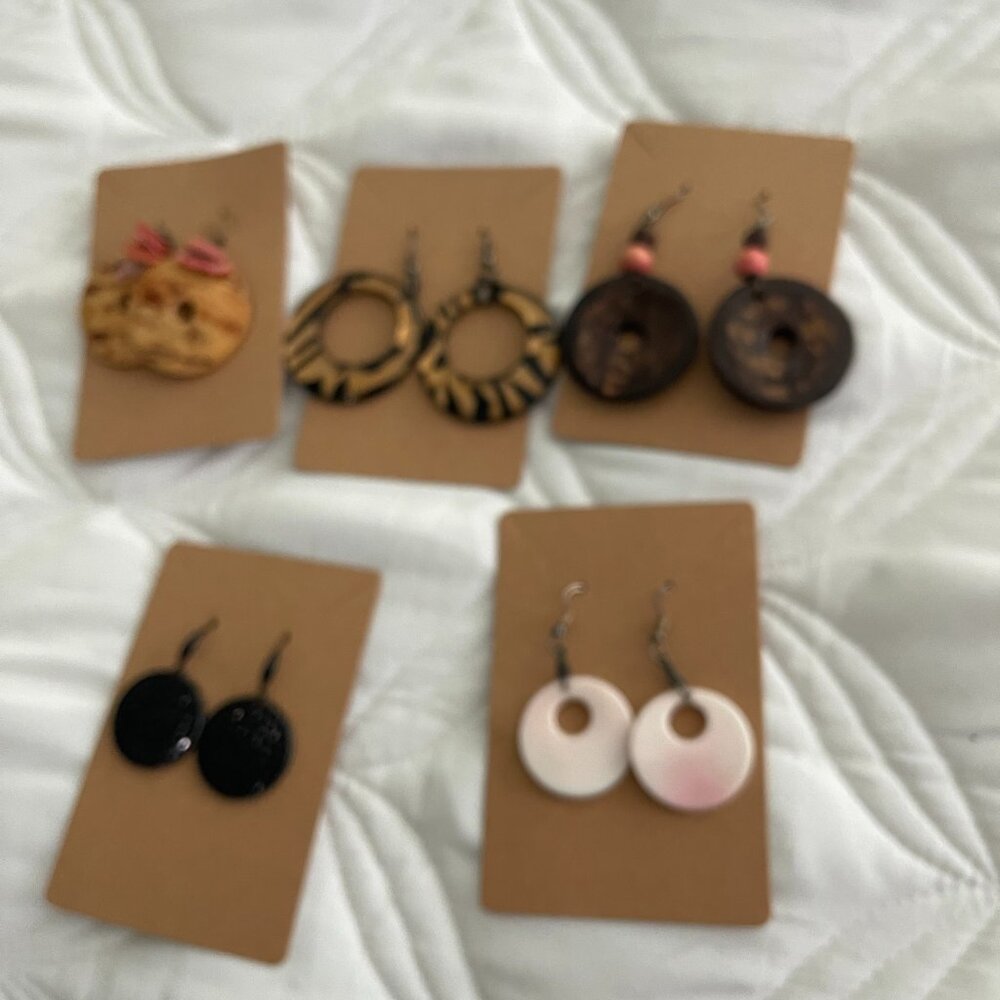 5 Pairs of Earrings Bundle From the Islands